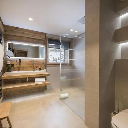 Chalet Zell: Alpine Luxury At Its Finest In Zell Apartment Zell am See