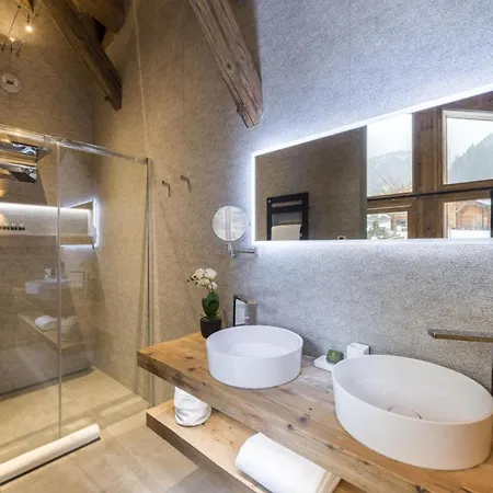 Chalet Zell: Alpine Luxury At Its Finest In Zell *